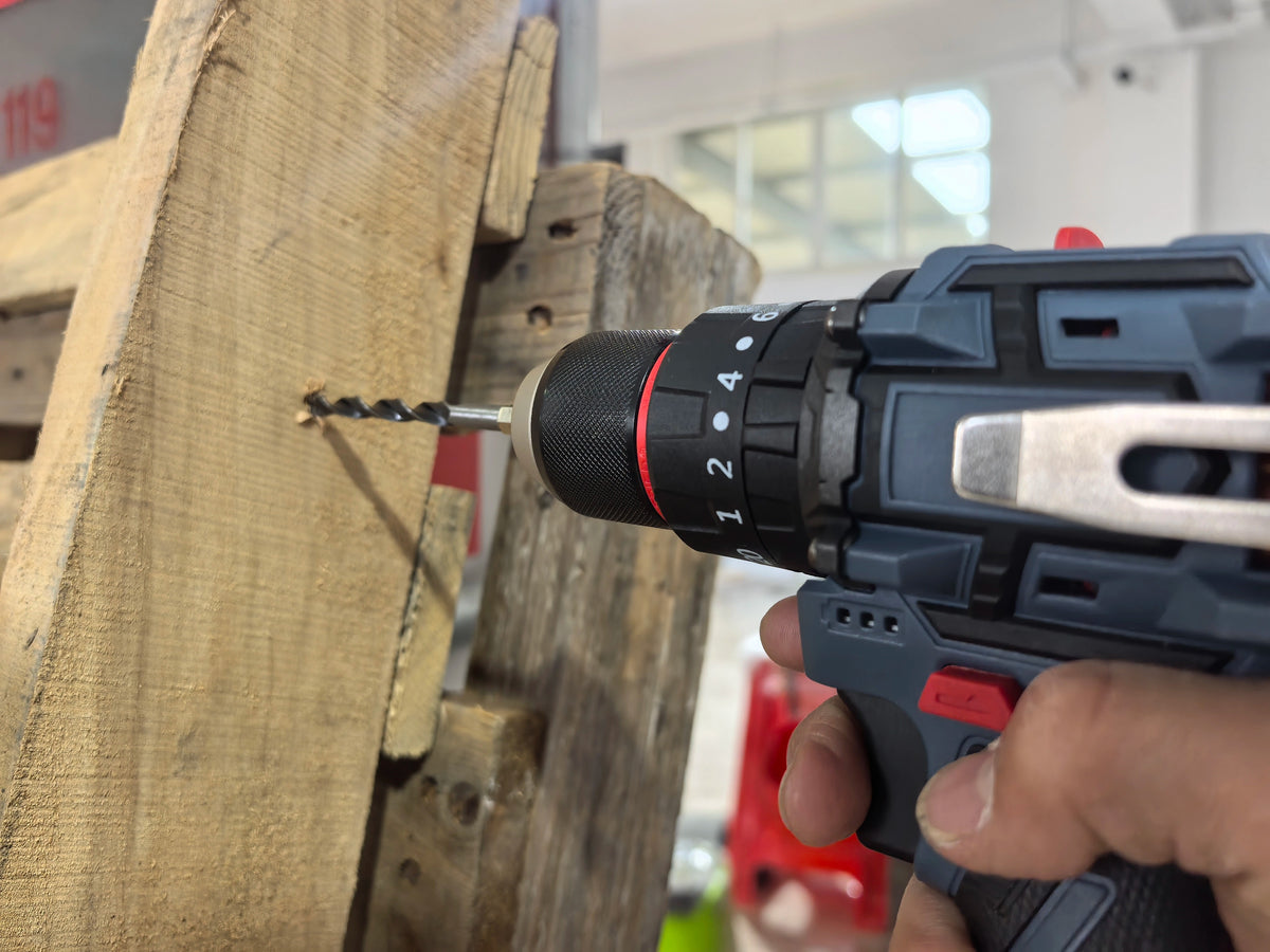 Visseuse Bosch avec double batteries